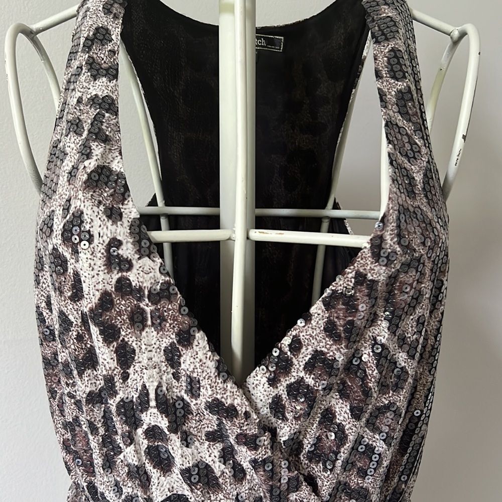 Love Stitch Cheetah Sequin dress - Picture 2 of 5